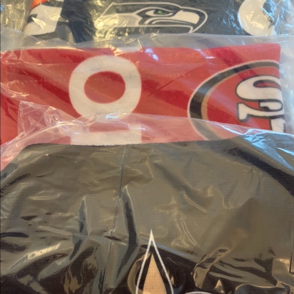 NFL Gatorade Towels - Picture 4 of 5